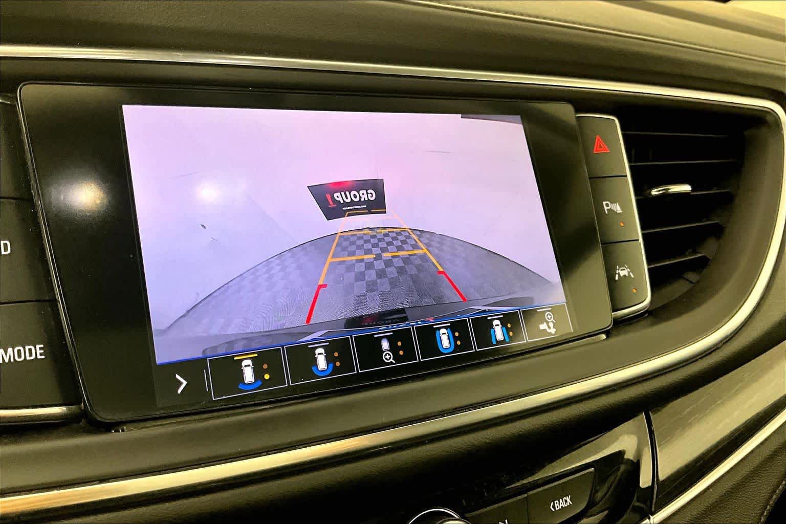 Used 2020 Buick Enclave Avenir w/ Avenir Technology Package AWD/4WD image 24