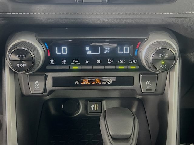 Used 2025 Toyota RAV4 XLE w/ Convenience Package FWD image 23