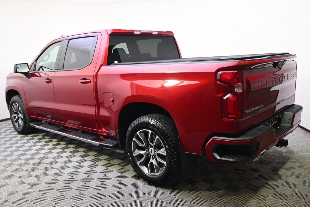 Used 2023 Chevrolet Silverado 1500 RST AWD/4WD image 3