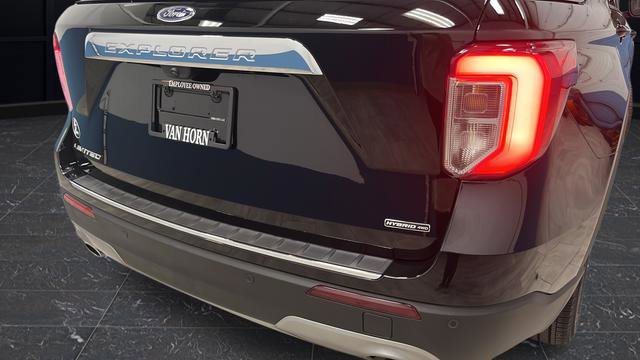 Used 2023 Ford Explorer Limited w/ Hybrid Equipment Group 310A AWD/4WD image 39