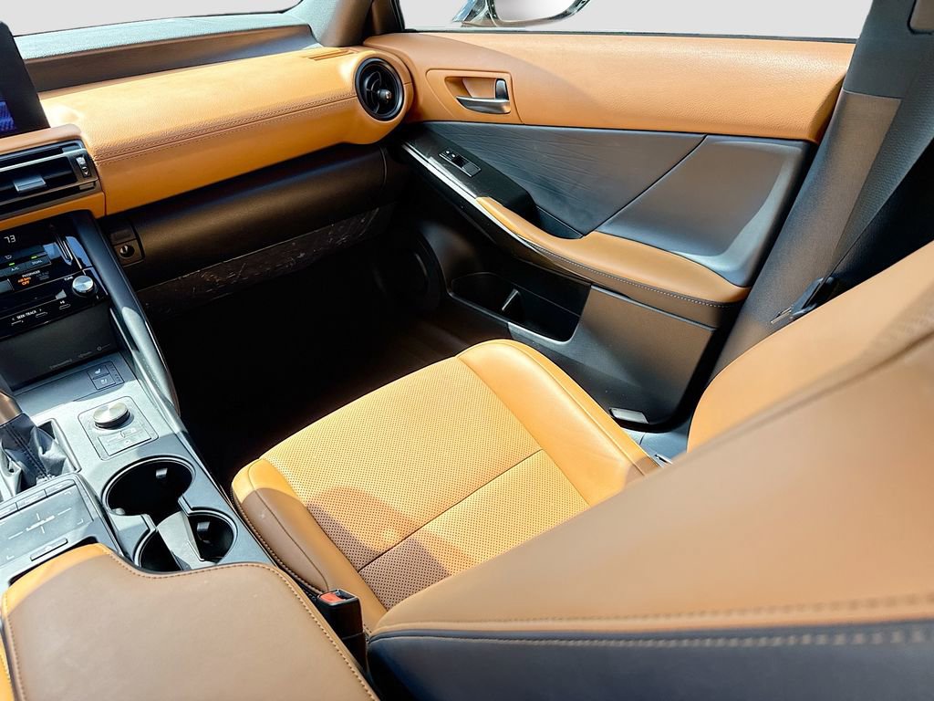 Used 2025 Lexus IS 300 w/ Premium Package RWD image 26
