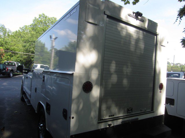 New 2025 Ford F350 XL w/ XL Chrome Package image 5