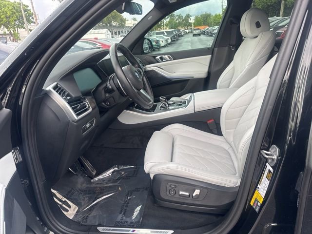 Used 2023 BMW X5 xDrive45e w/ M Sport Package image 9