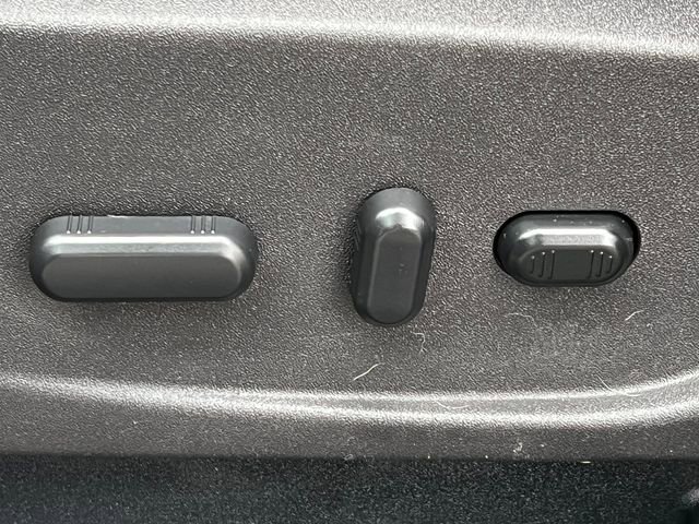 Used 2015 Ford Escape Titanium image 11