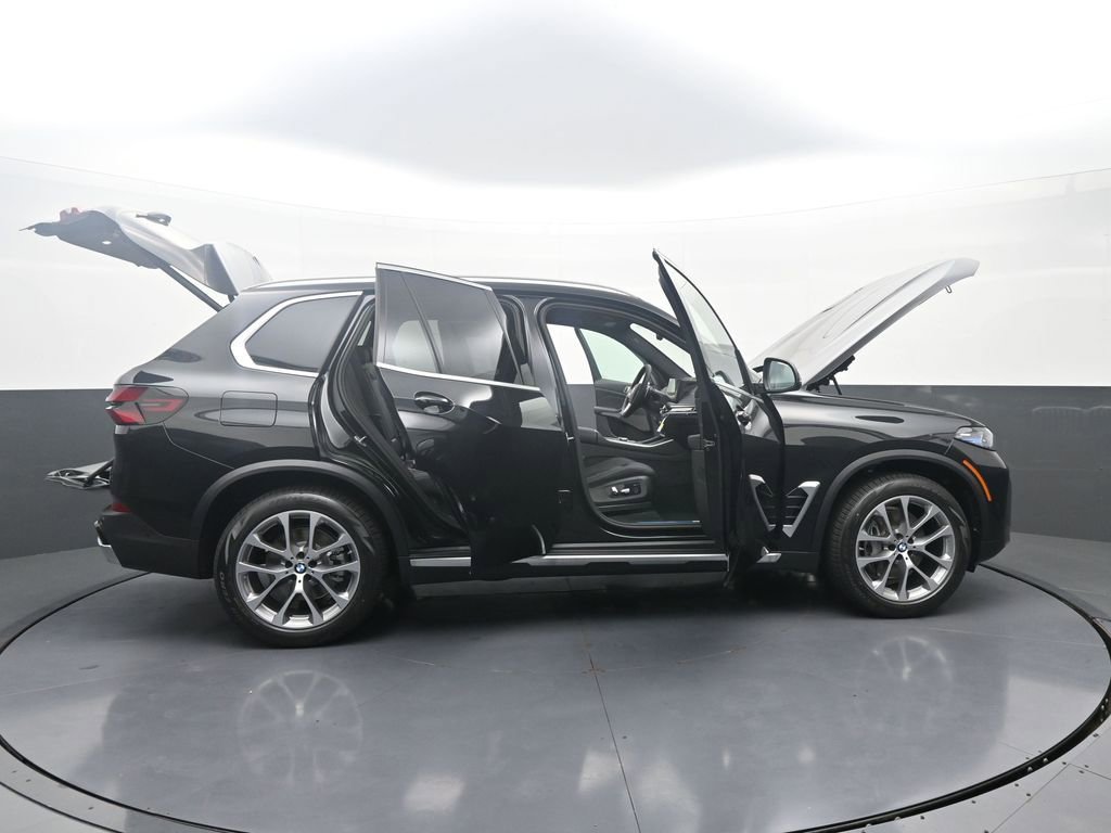 New 2026 BMW X5 xDrive40i w/ Premium Package image 44
