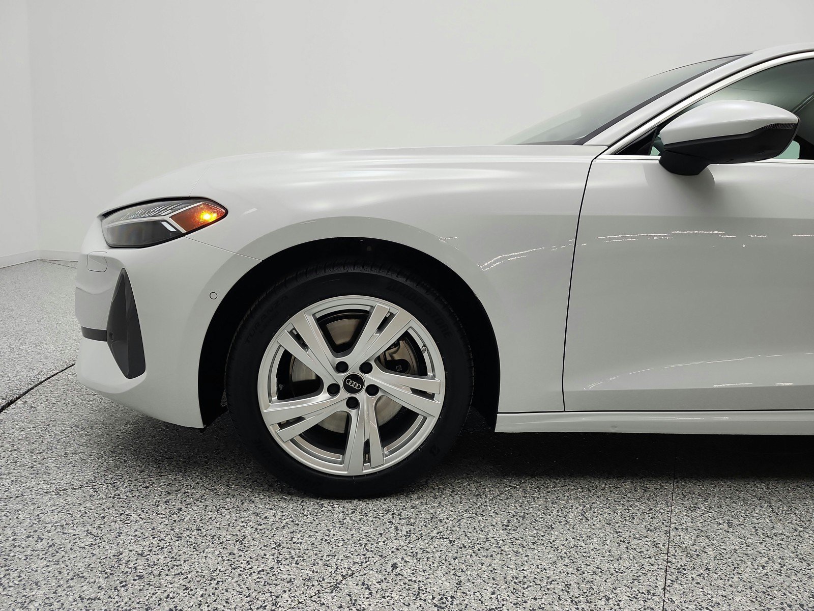 Used 2025 Audi A5 2.0T Premium Plus w/ Premium Plus AWD/4WD image 30