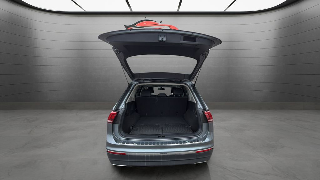 Used 2020 Volkswagen Tiguan SE AWD/4WD image 29