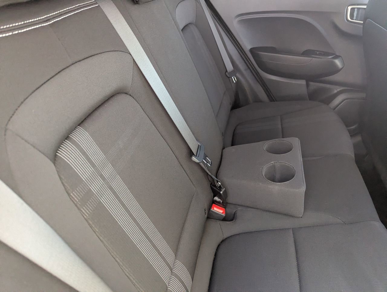 Used 2025 Hyundai Venue SEL image 14