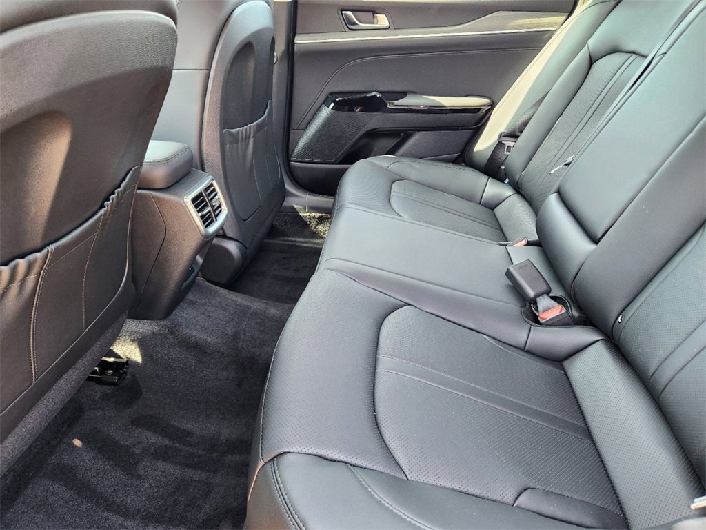 New 2025 Kia K5 EX image 9