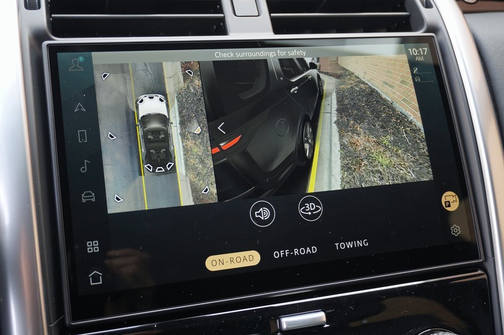 New 2025 Land Rover Discovery S image 27