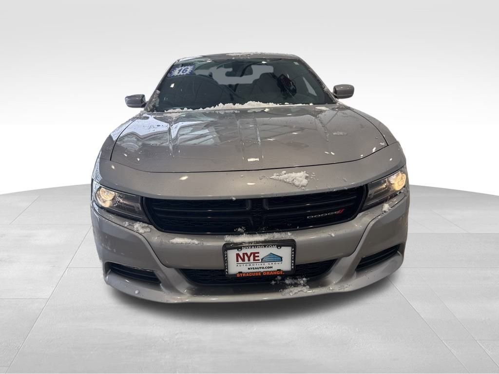 Used 2016 Dodge Charger SXT w/ Driver Confidence Group image 9