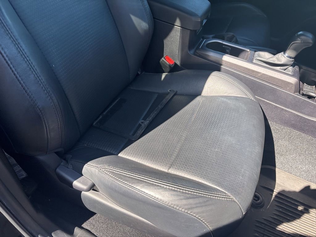 Used 2022 Toyota Tacoma TRD Sport w/ TRD Premium Sport Package image 29