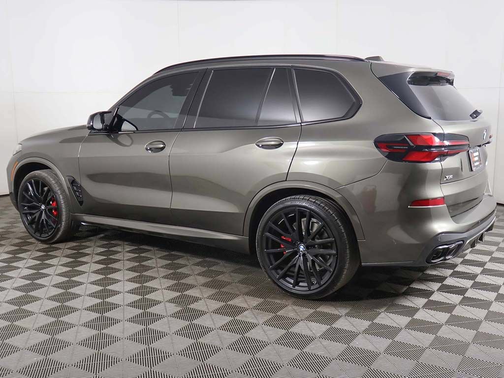 Used 2025 BMW X5 M60i w/ Executive Package AWD/4WD image 16