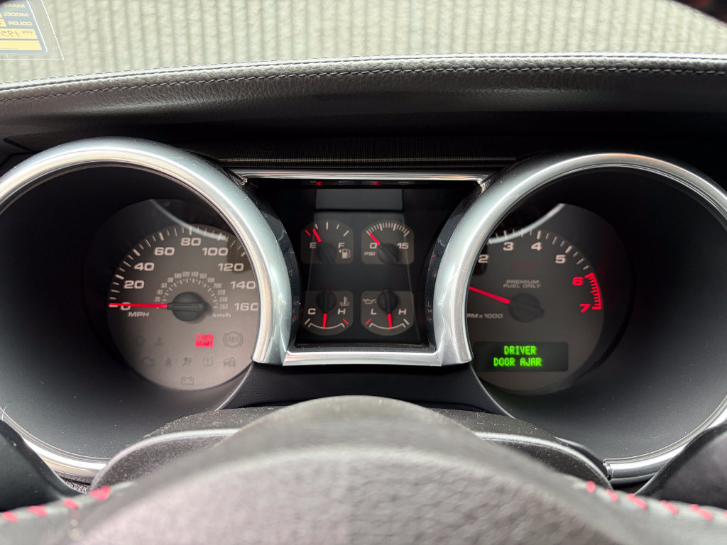 Used 2007 Ford Mustang Shelby GT500 RWD image 38