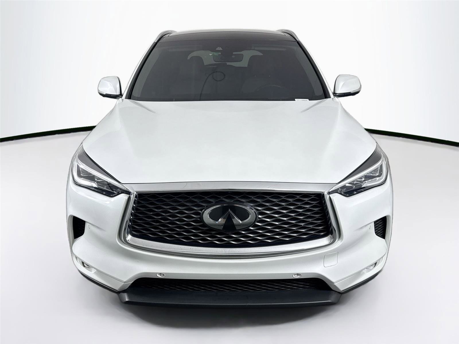 Used 2023 INFINITI QX50 Sensory image 9