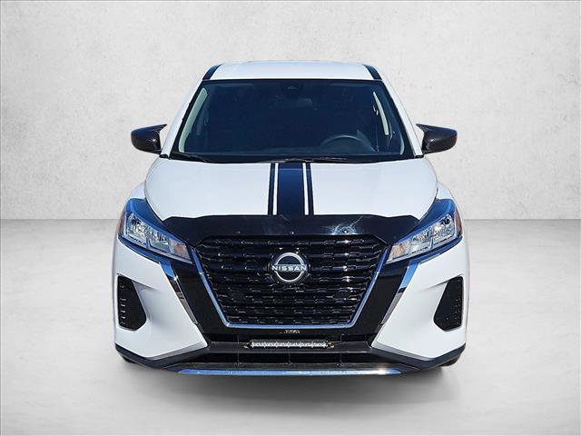 Used 2024 Nissan Kicks S FWD image 2