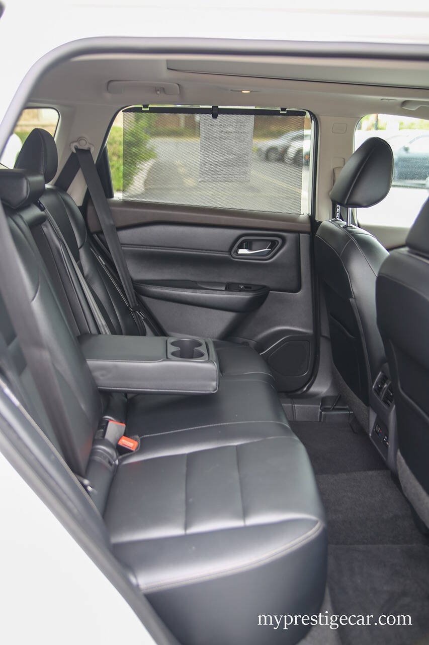 Used 2022 Nissan Rogue SL w/ SL Premium Package AWD/4WD image 24