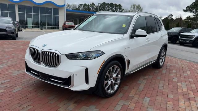 Used 2025 BMW X5 xDrive50e AWD/4WD image 6