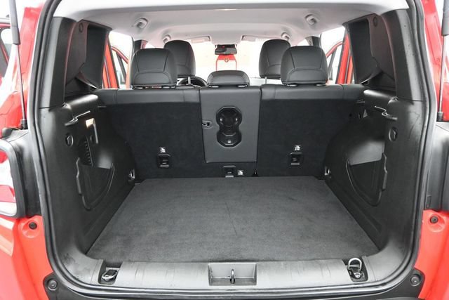 Used 2021 Jeep Renegade Limited AWD/4WD image 18