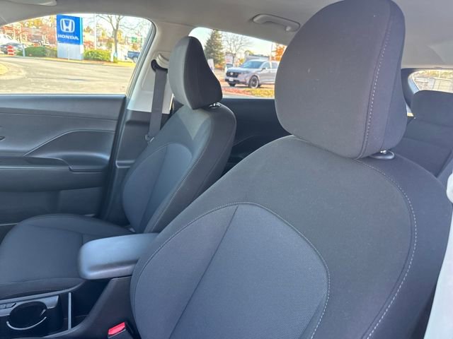 Certified 2024 Hyundai Kona SEL w/ Convenience Package image 11