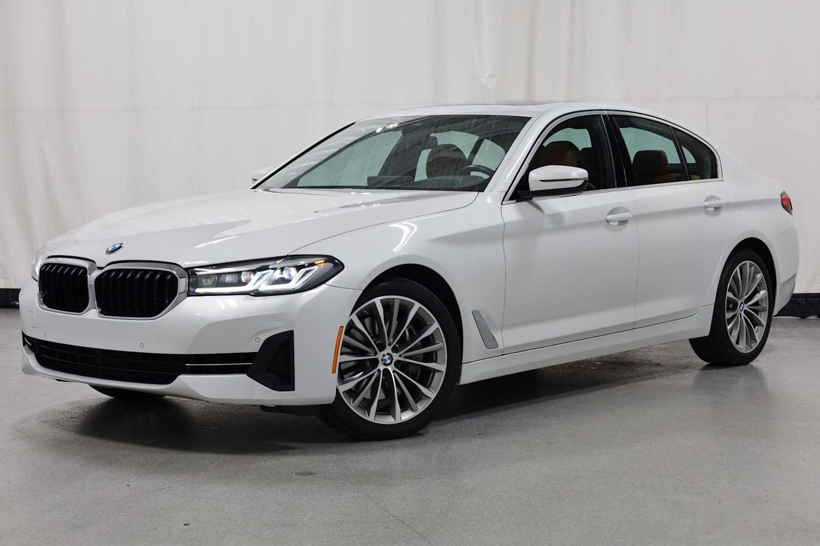 Used 2022 BMW 540i xDrive w/ Premium Package
