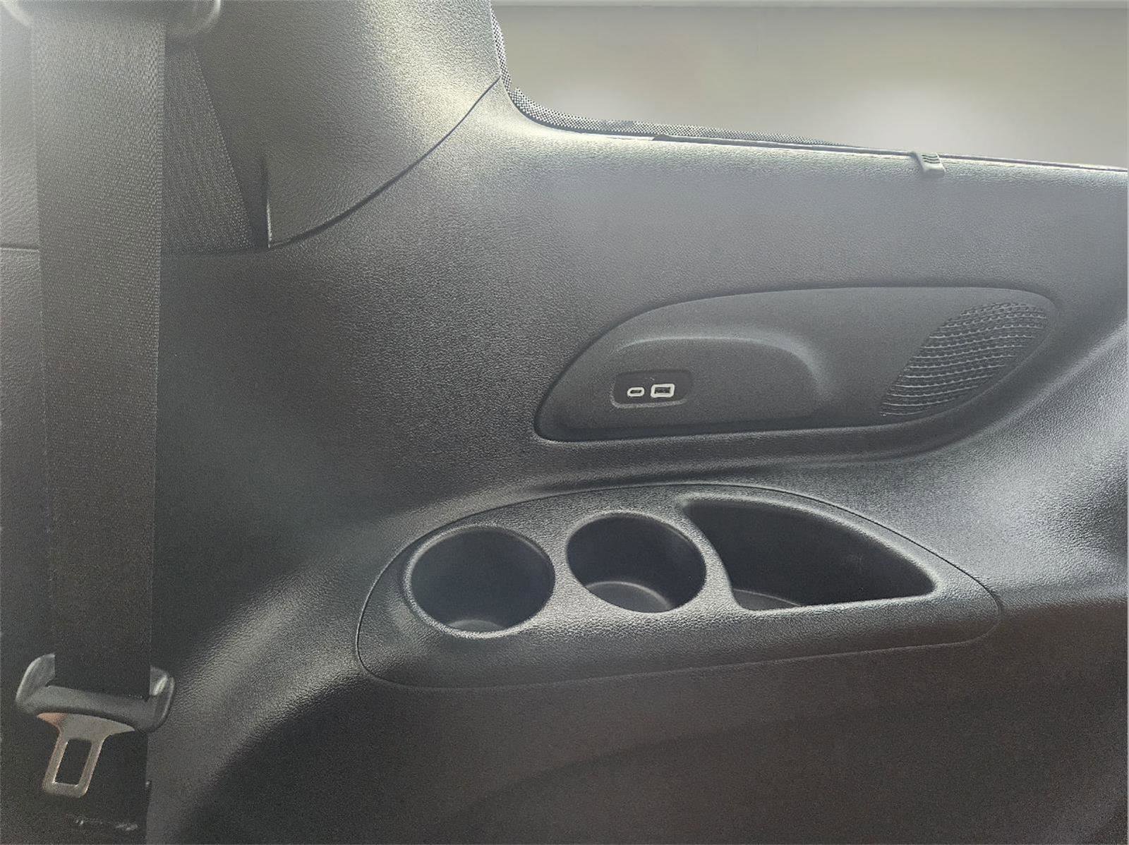 Used 2025 Chrysler Pacifica Pinnacle image 80