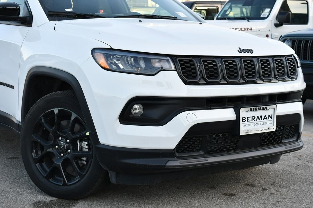 New 2026 Jeep Compass Latitude image 2