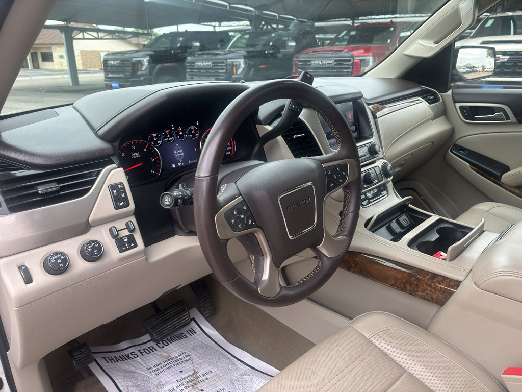 Used 2015 GMC Yukon Denali w/ Open Road Package image 23