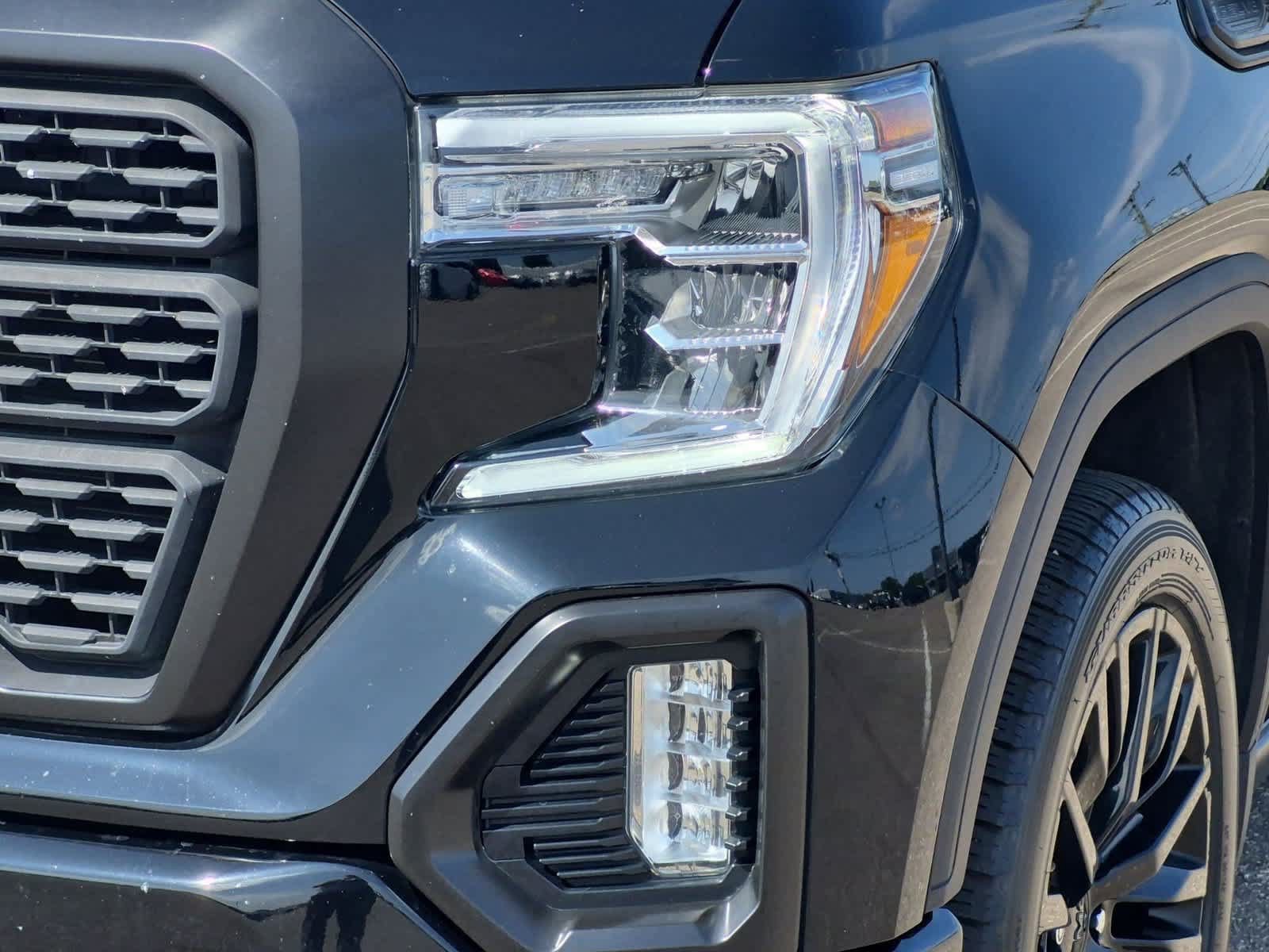 Used 2021 GMC Sierra 1500 Denali w/ Denali Ultimate Package AWD/4WD image 10
