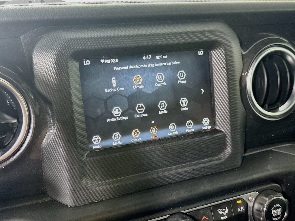 Used 2021 Jeep Wrangler Unlimited Sahara AWD/4WD image 28