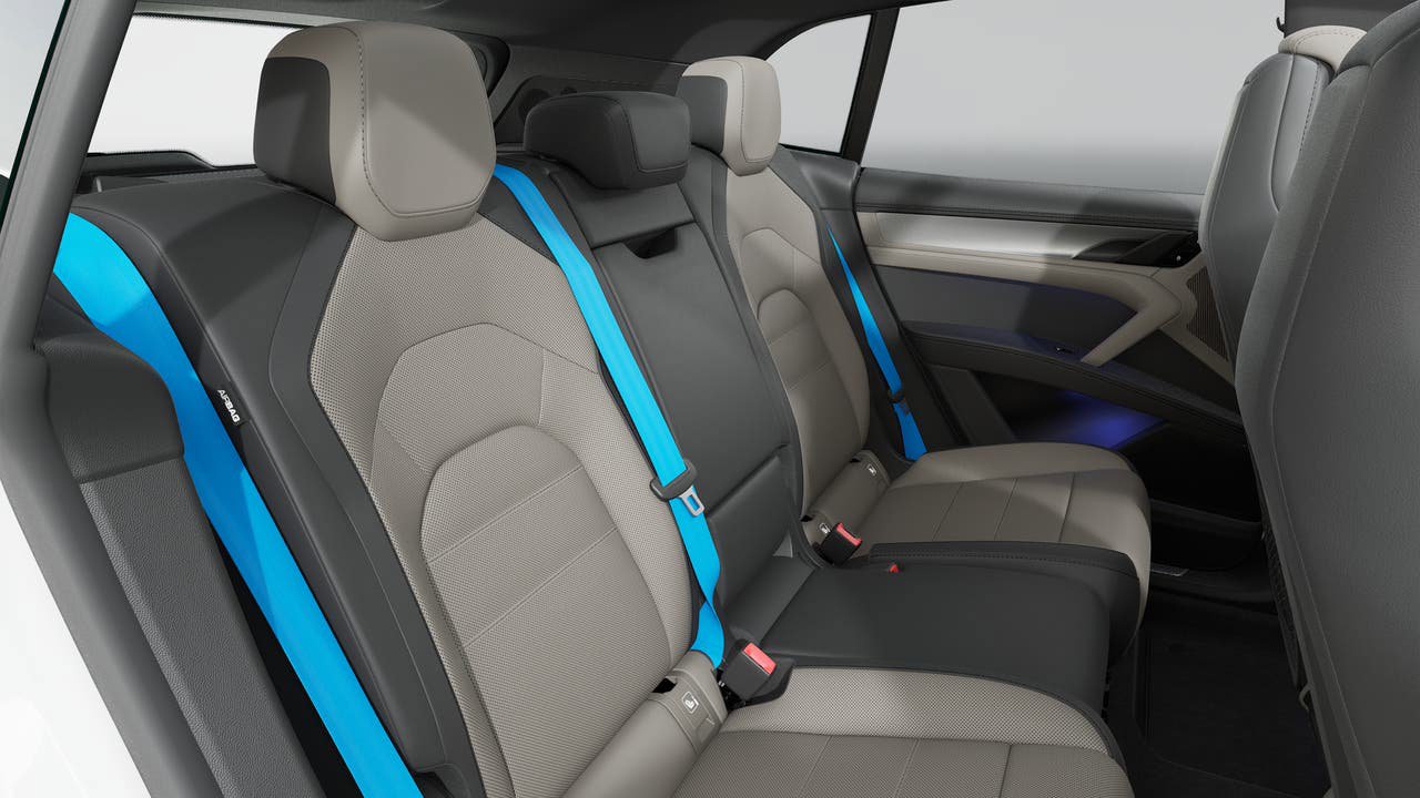 New 2026 Porsche Cayenne Electric AWD/4WD image 13