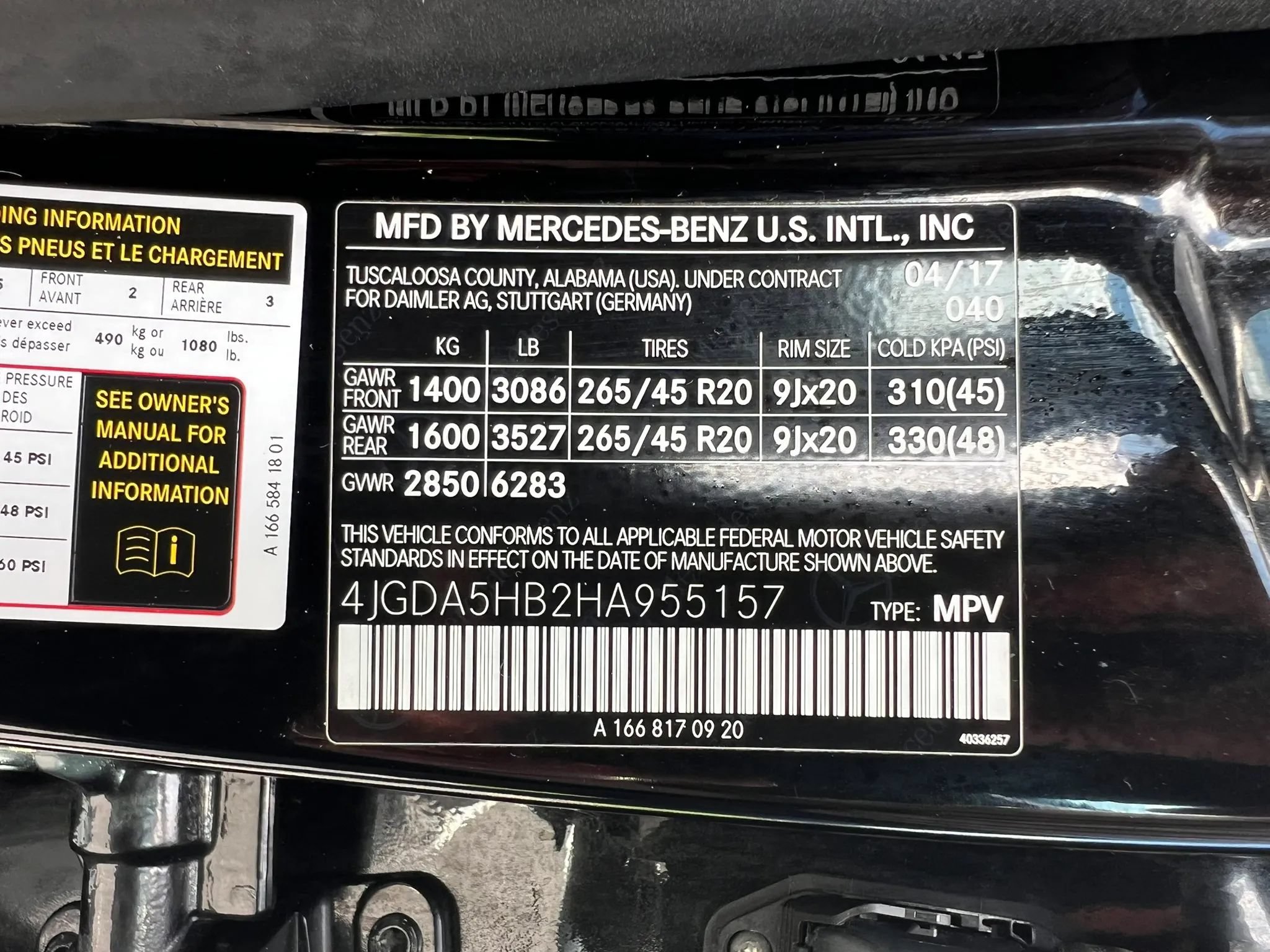 Used 2017 Mercedes-Benz GLE 350 4MATIC w/ Premium 2 Package image 53