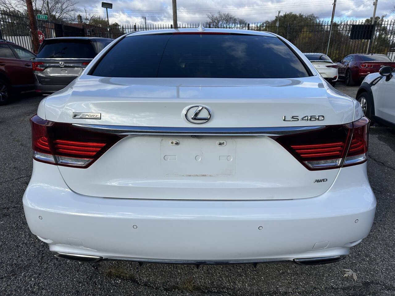 Used 2015 Lexus LS 460 AWD image 6
