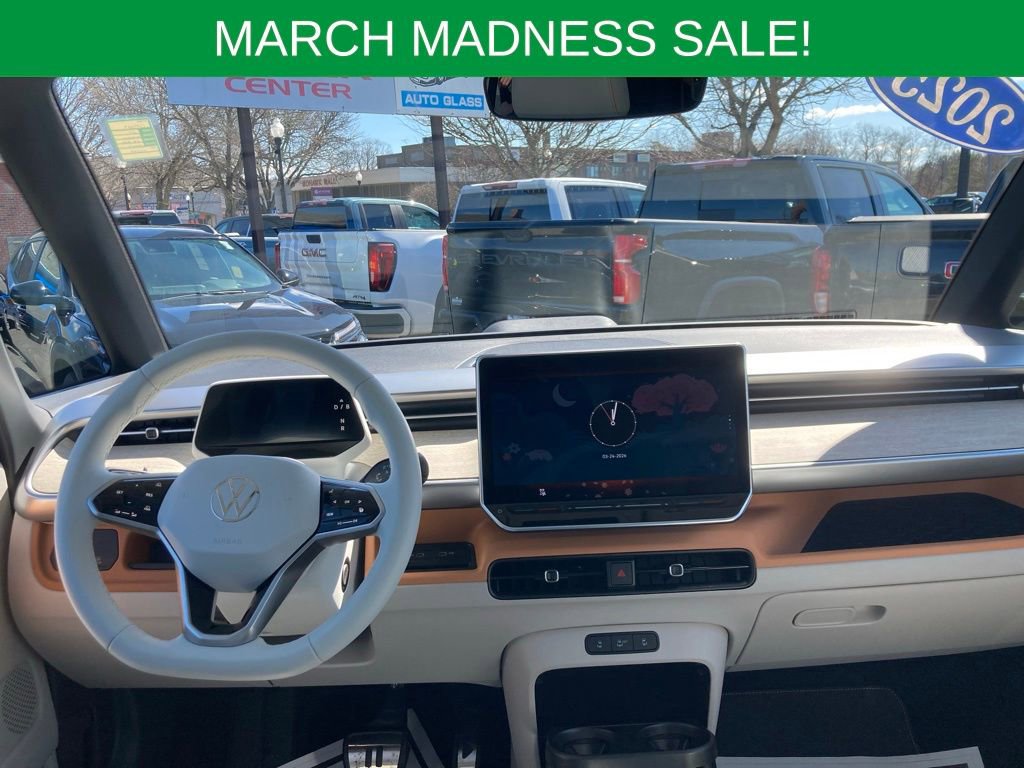 Used 2025 Volkswagen ID. Buzz 1st Edition image 13