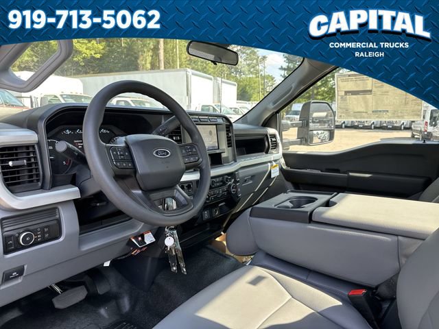 New 2024 Ford F550 4x4 Regular Cab Super Duty image 18