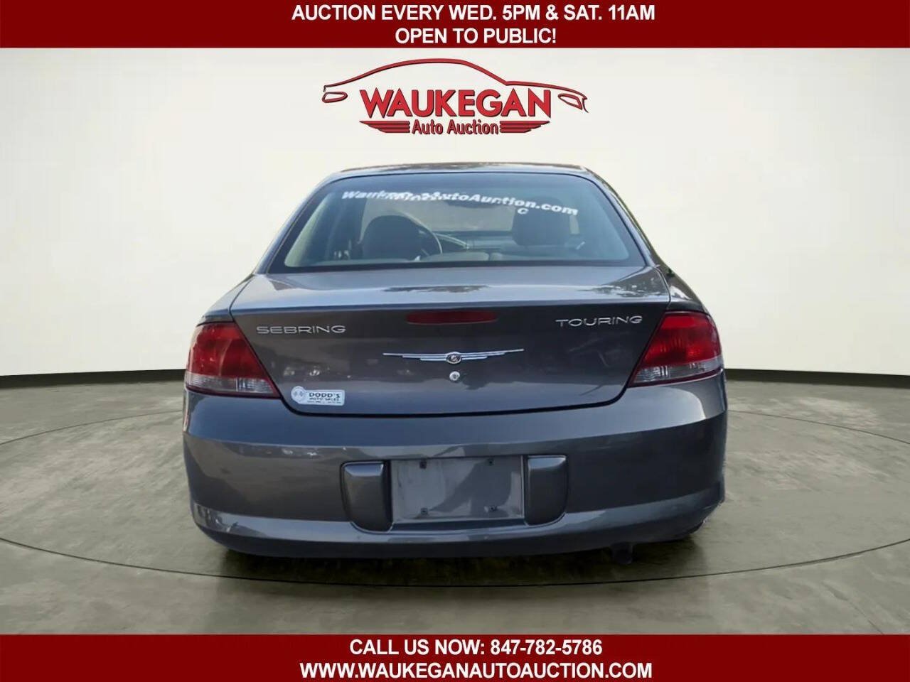 Used 2005 Chrysler Sebring Touring FWD image 6