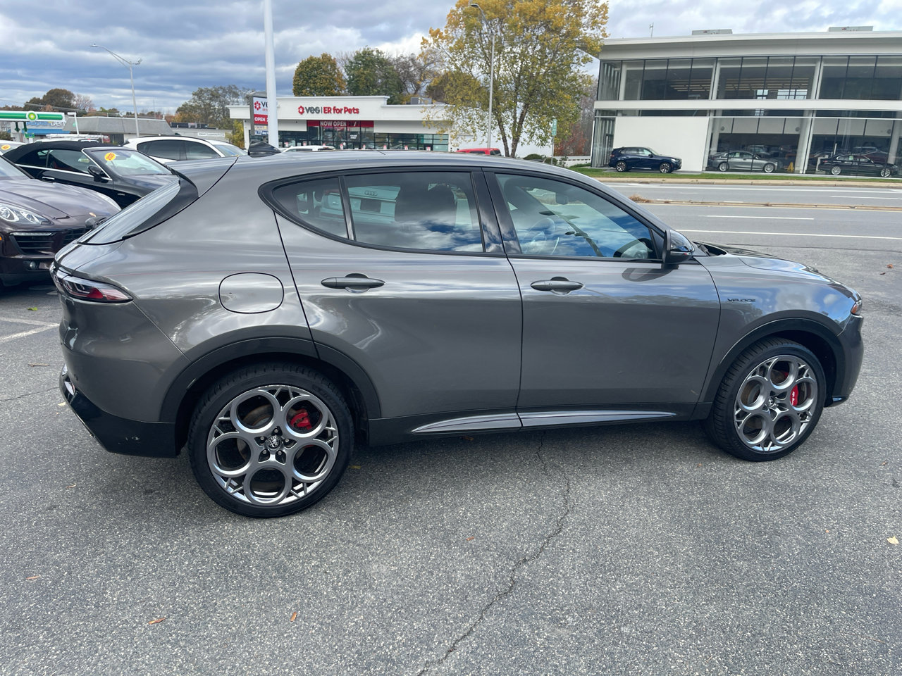 Used 2024 Alfa Romeo Tonale Veloce image 12