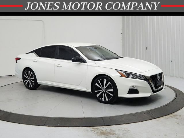 Used 2022 Nissan Altima 2.5 SR FWD image 1