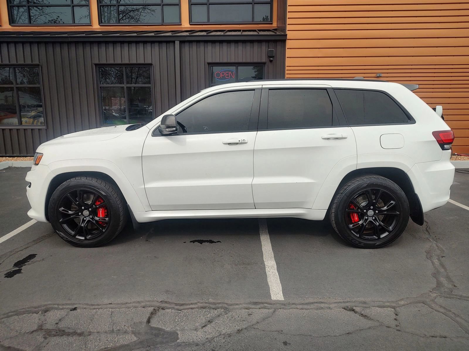 Used 2015 Jeep Grand Cherokee SRT AWD/4WD image 2