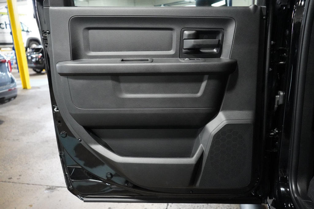 New 2027 RAM 3500 Tradesman AWD/4WD image 28