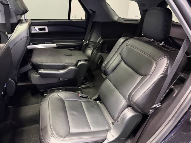 Used 2021 Ford Explorer Limited w/ Hybrid Equipment Group 310A AWD/4WD image 19