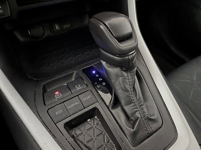 Used 2022 Toyota RAV4 XLE w/ Convenience Package image 15