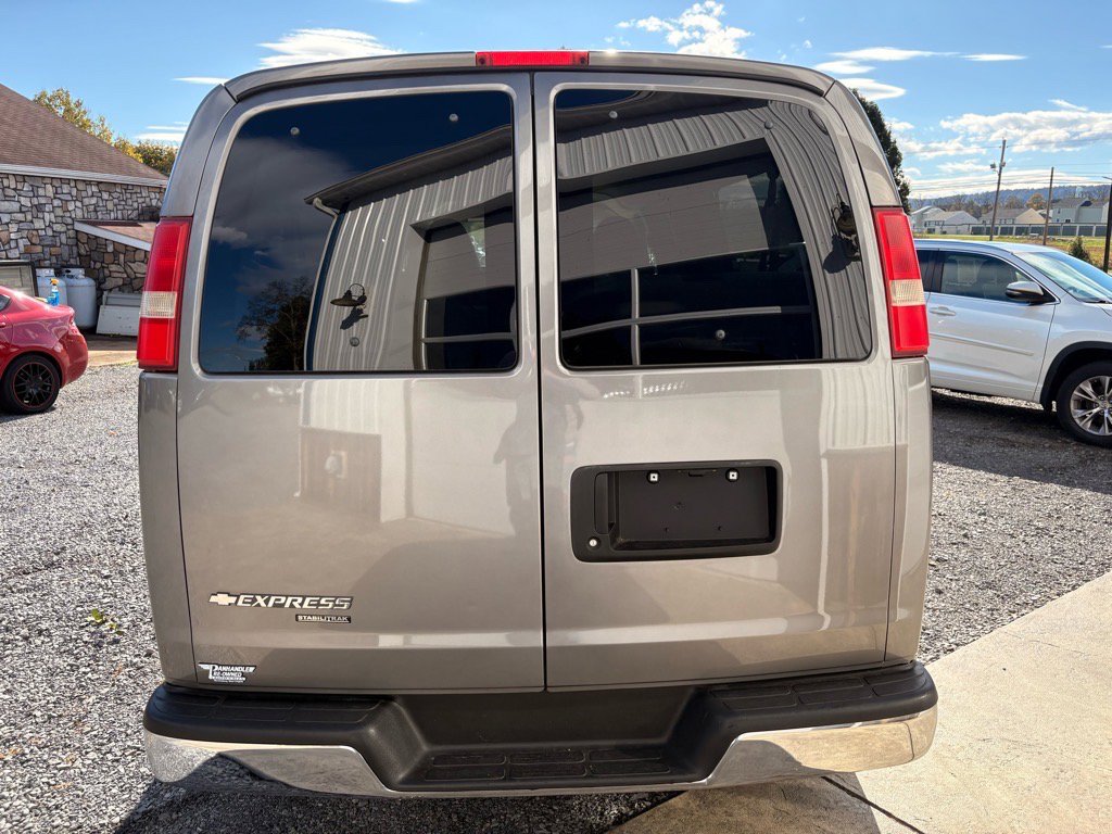 Used 2012 Chevrolet Express 3500 LT w/ LT Preferred Equipment Group image 7