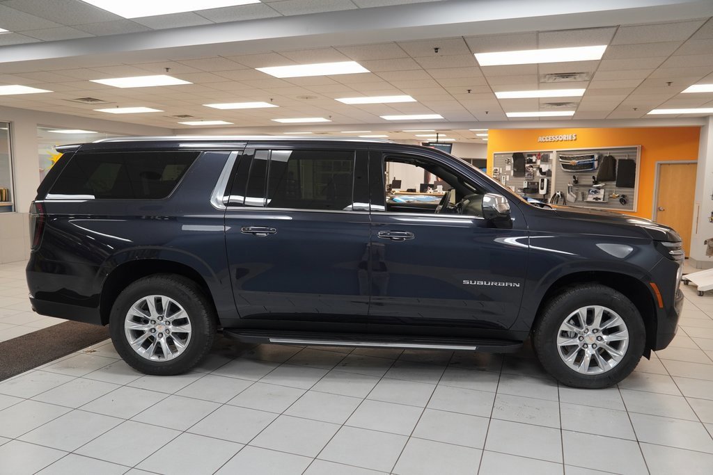 New 2025 Chevrolet Suburban Premier image 17