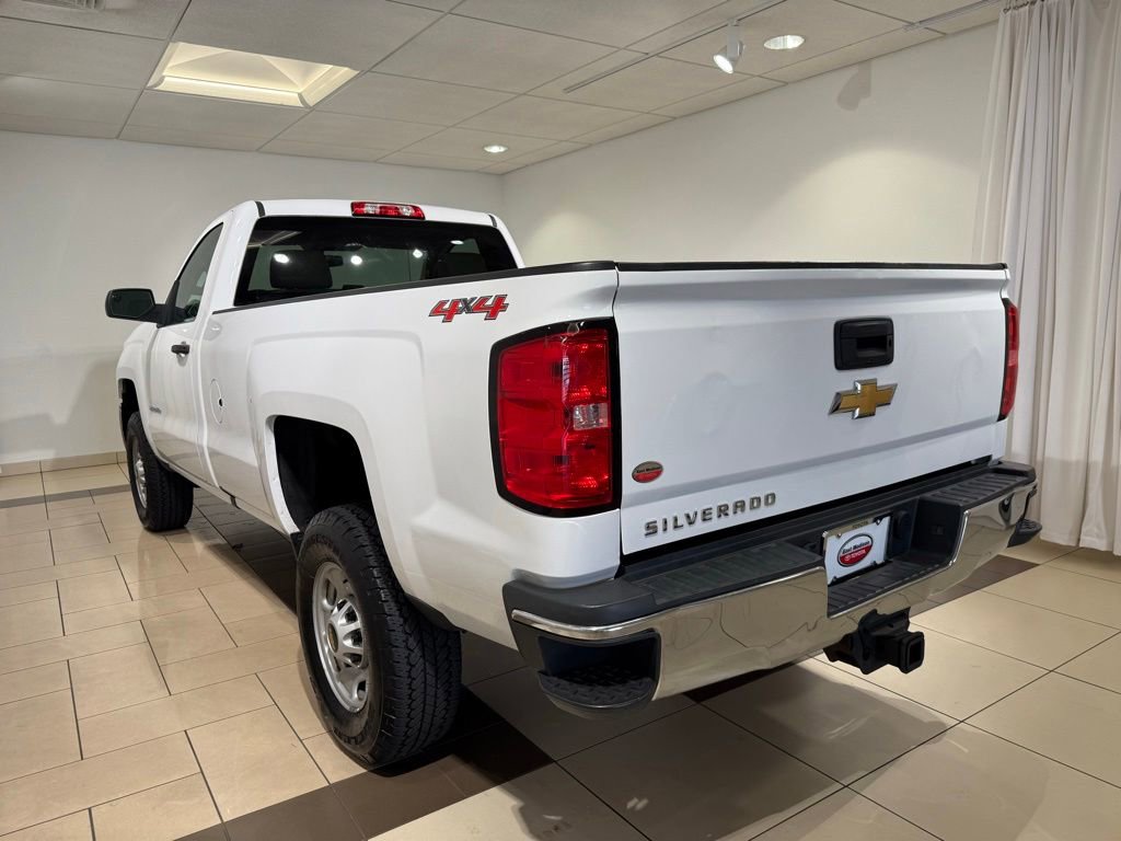 Used 2016 Chevrolet Silverado 2500 W/T w/ WT Convenience Package AWD/4WD image 3