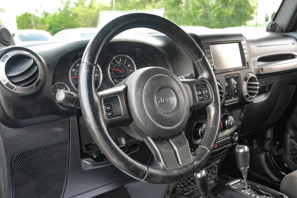 Used 2011 Jeep Wrangler Unlimited Sport AWD/4WD image 13