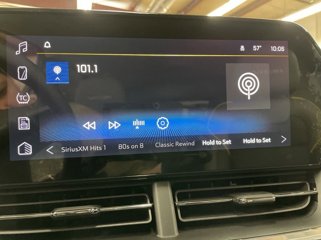 New 2026 Chevrolet Trax ACTIV w/ Driver Confidence Package FWD image 17