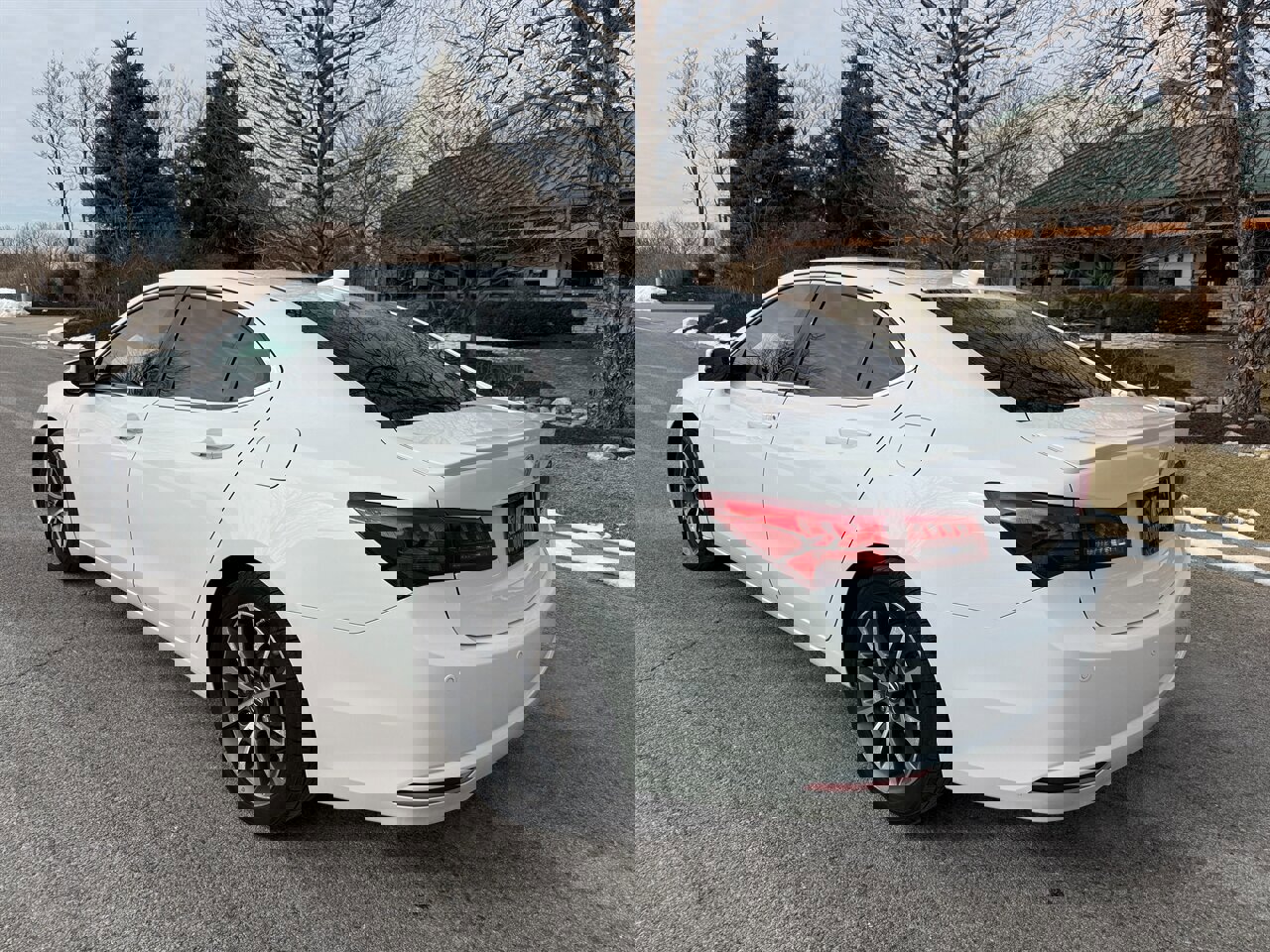 Used 2017 Acura TLX V6 SH-AWD w/ Advance Package image 8