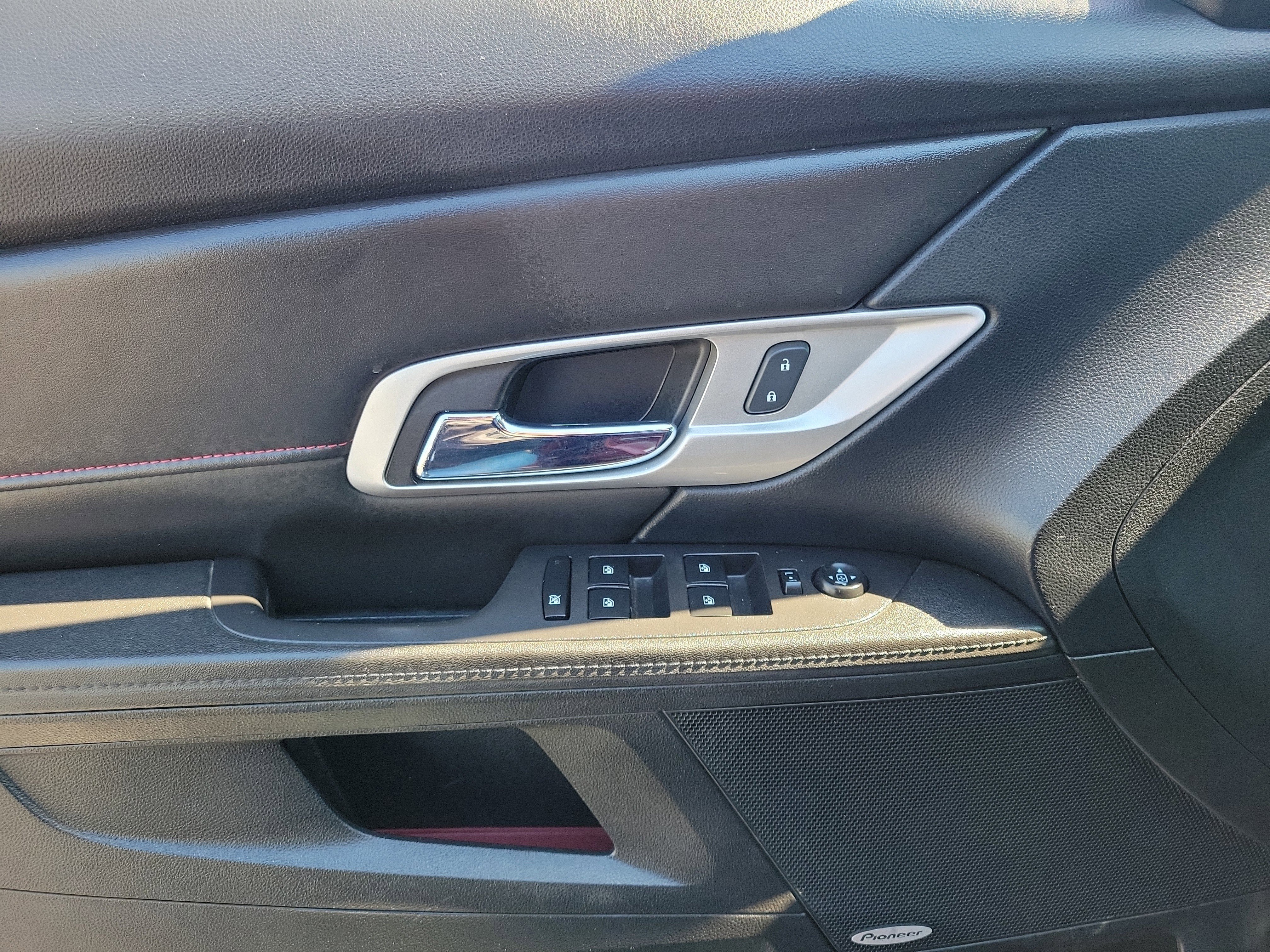 Used 2017 GMC Terrain SLE w/ Convenience Package image 17