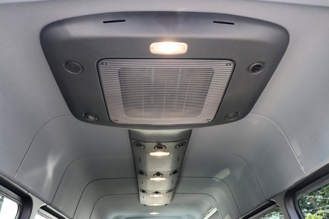 Used 2025 Mercedes-Benz Sprinter 2500 image 51